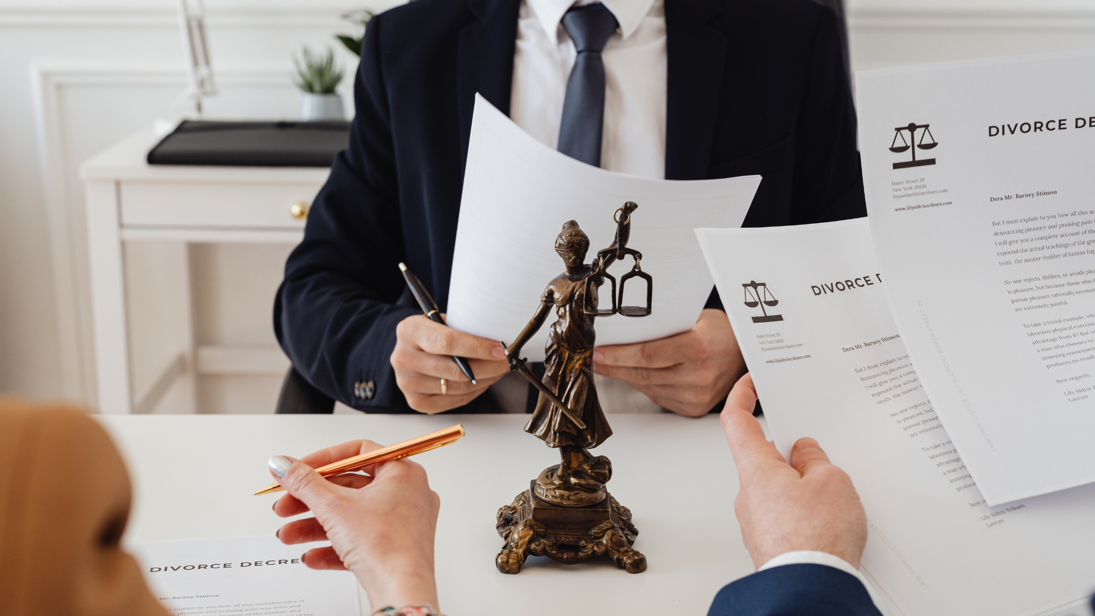 Legalism și echitate: alegerea juristului - Piperea & Asociații - firma avocatura