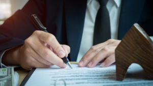 Listarea secundară a Fondului Proprietatea: efecte la BVB - Piperea & Asociații - firma avocatura