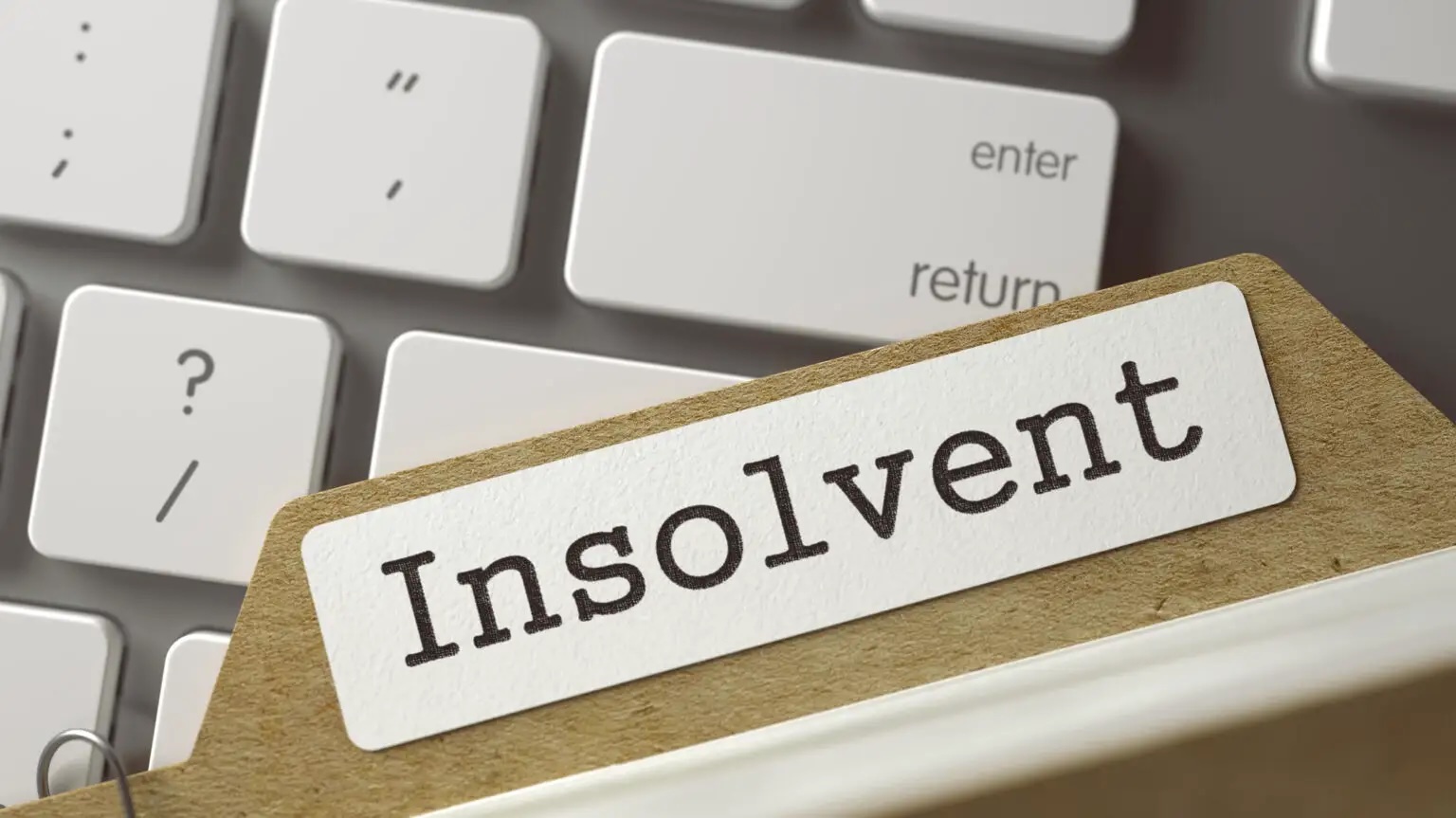 Falimentul personal și datoriile acumulate în străinătate. Ce opțiuni are o persoană care nu mai poate face față obligațiilor financiare?
